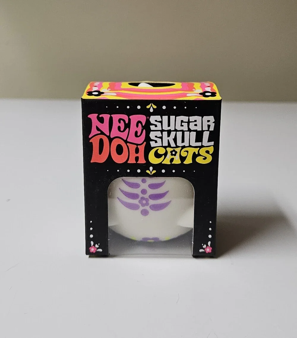 Scyhlling Needoh Sugar Skull Cat Glow In The Dark 100%   Authentic New Squishy